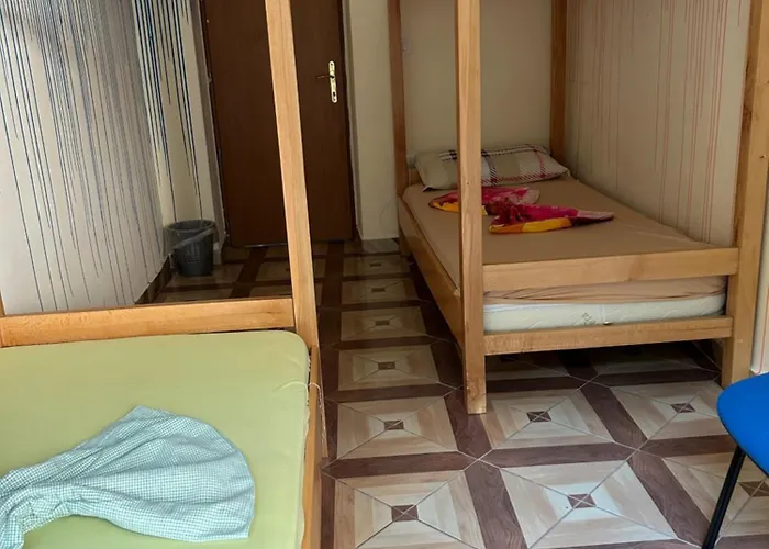 Hostel The Secret Garden Tirana