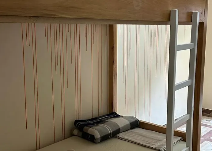 Hostel The Secret Garden *