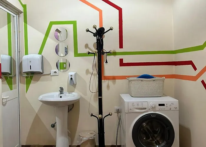 Hostel The Secret Garden Tirana