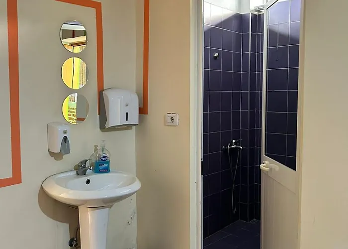 Albergue The Secret Garden Tirana